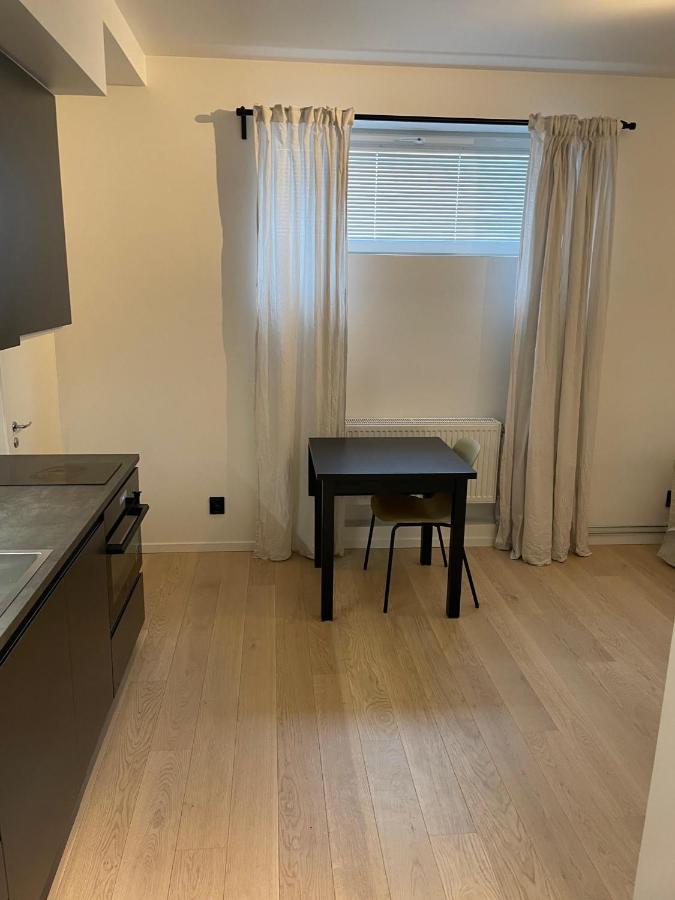 2- Bed Apartment In Sollentuna Exterior photo